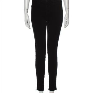 Hot!  J. Brand Super Skinny Skinny Leg Black Jeans Size 26
